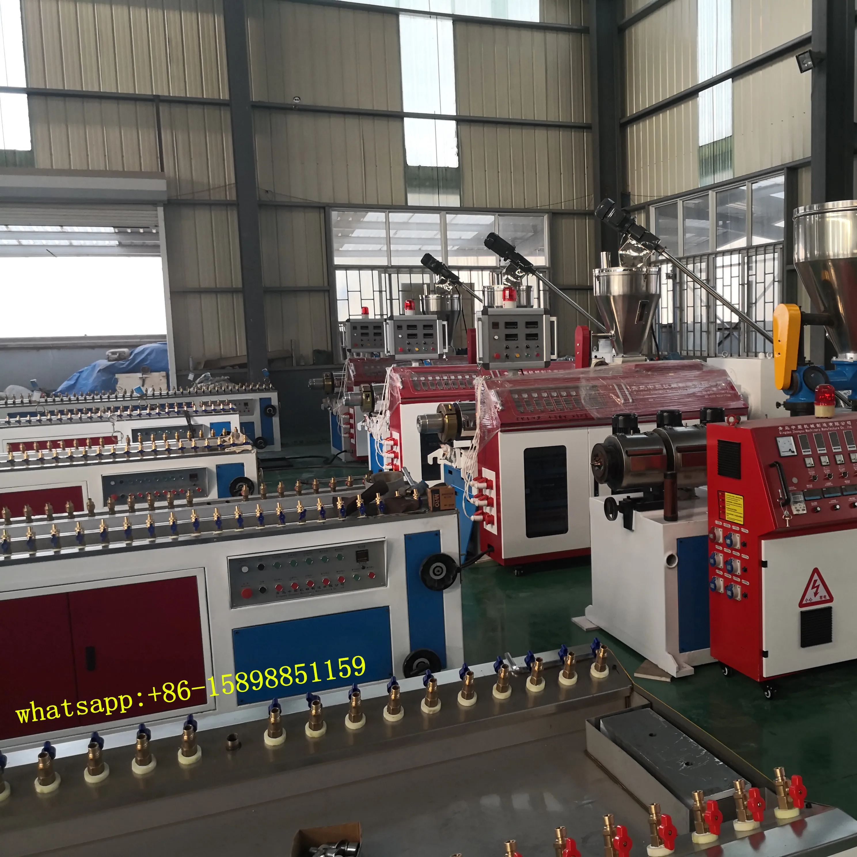 Пластичная машина штрангпресса