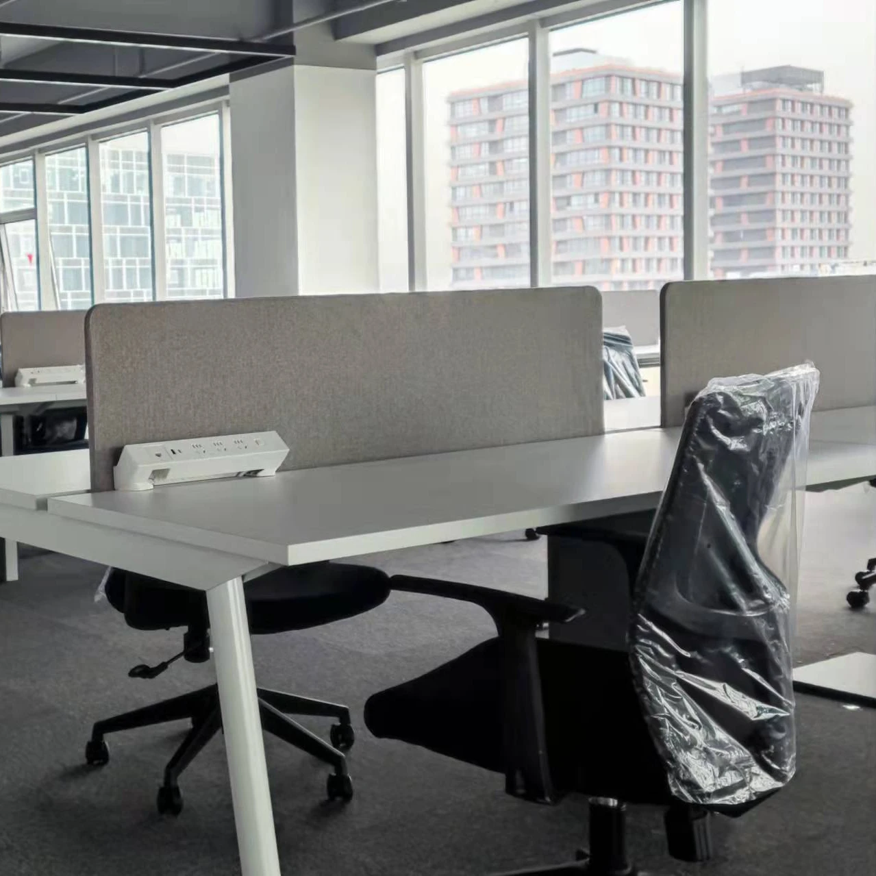 Eco-friendly office workstation 100% PET Acoustic Divider Privacy Desk Divider Sound absorption Screens for office