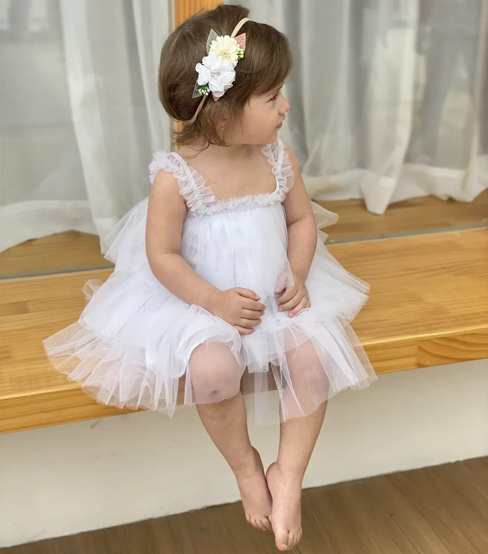 New design summer 1-3-year-old baby girl solid color lace skirt sweet girls sleeveless sling mesh princess party tutu dress