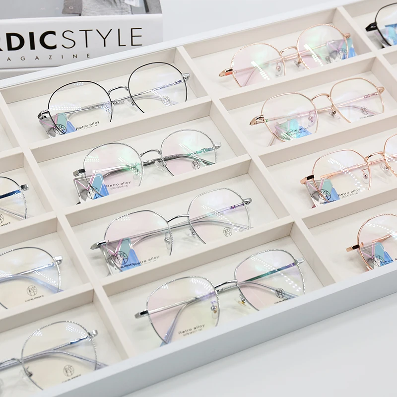 2022 Newest Custom Logo Eyeglasses Sunglasses Case 16 Slot Tray Eyewear Storage Box Lenses Display