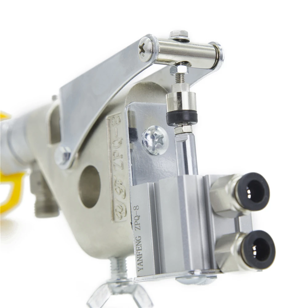 Truck Mounted Airless Road Marking Machine Automatic Spray Gun