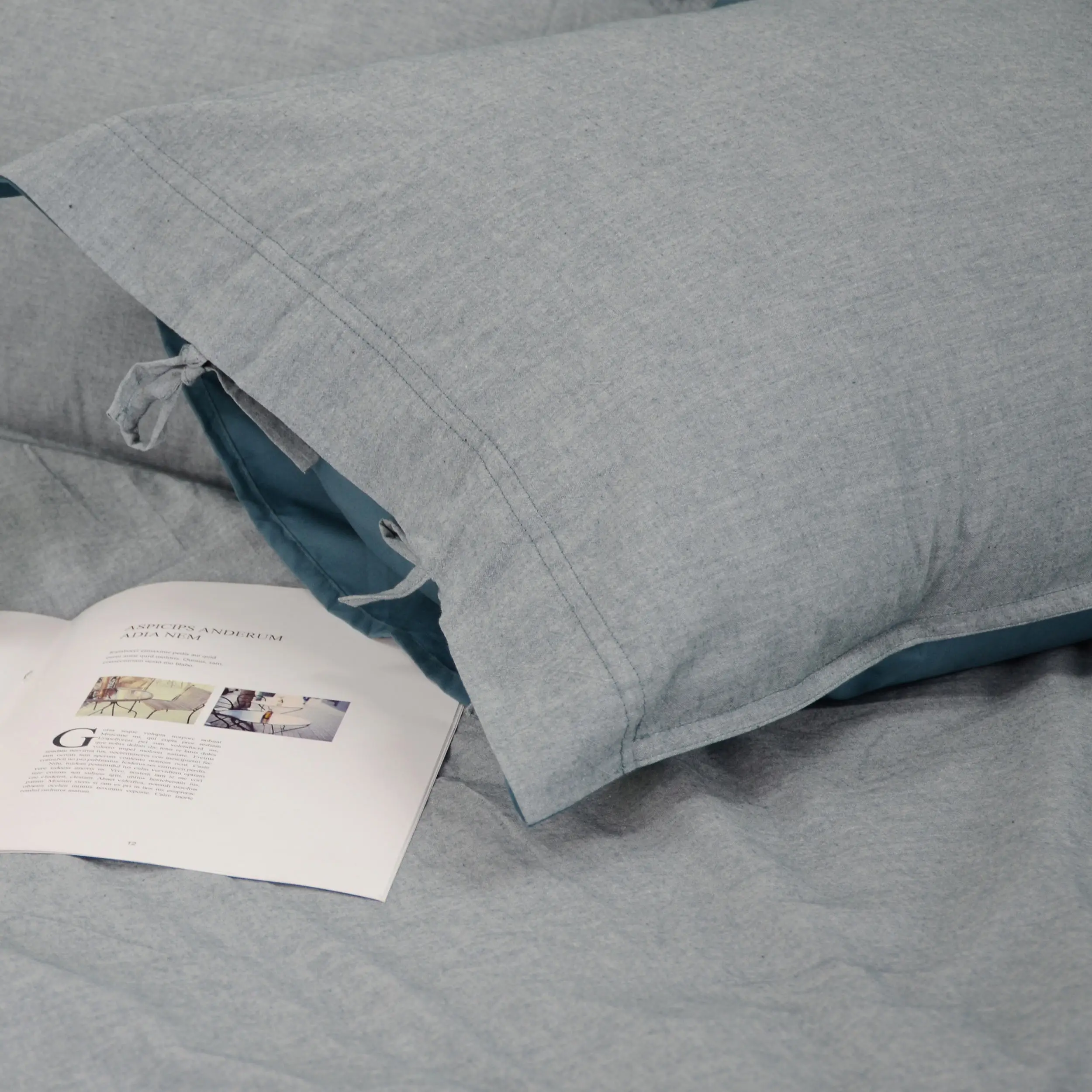 King Size Blue Luxury Duvet Cover Set Four-Piece Blue Bedding Set 100% duvets and bedding sets duvet