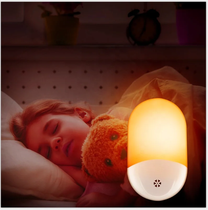 Plug in Wall Light Sensing LED Automatic Dusk Dawn Photocell Sensor Night Light Electric Bedside Smart Home Sensor Toilet Lamp