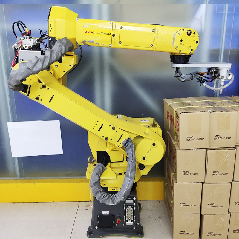 FANUC Robot M-10iA  A05B-1221-B402 robotic arm