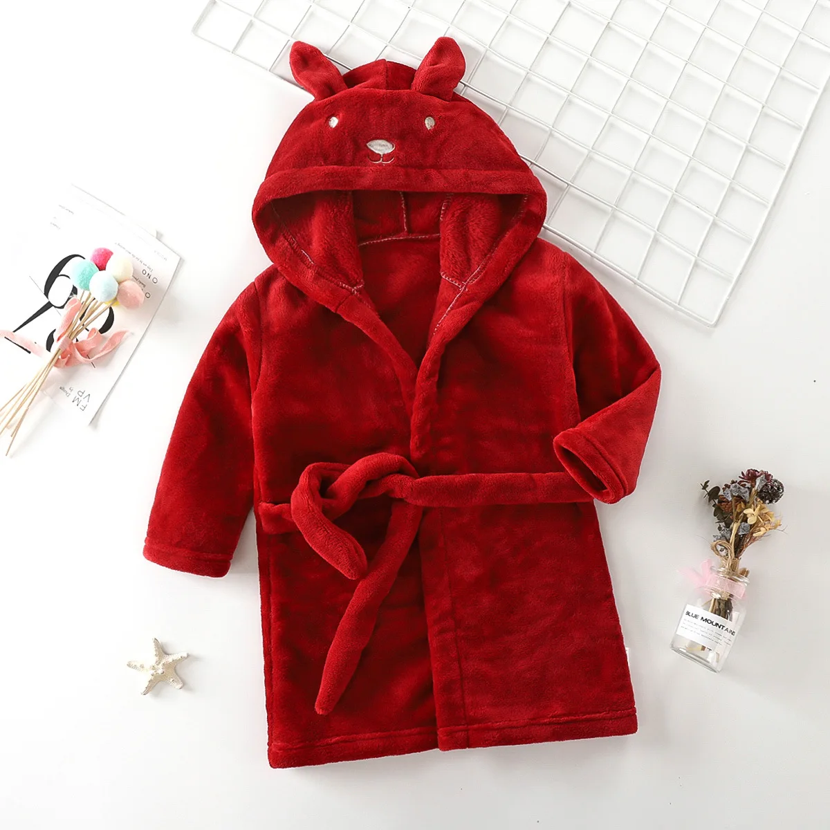 Cute cartoon animal pattern design hooded bathrobe for middle and small children