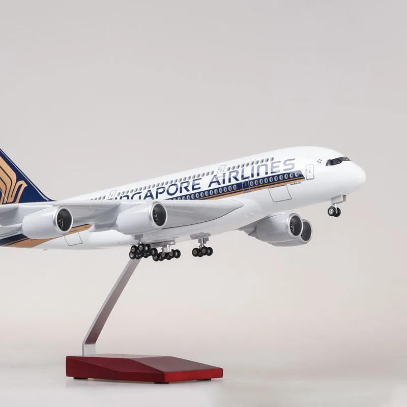1:160 Scale 45.5CM Singapore Airlines Airbus A380 Aircraft Model Civil Aviation Passenger Aircraft Simulation Decoration Gift