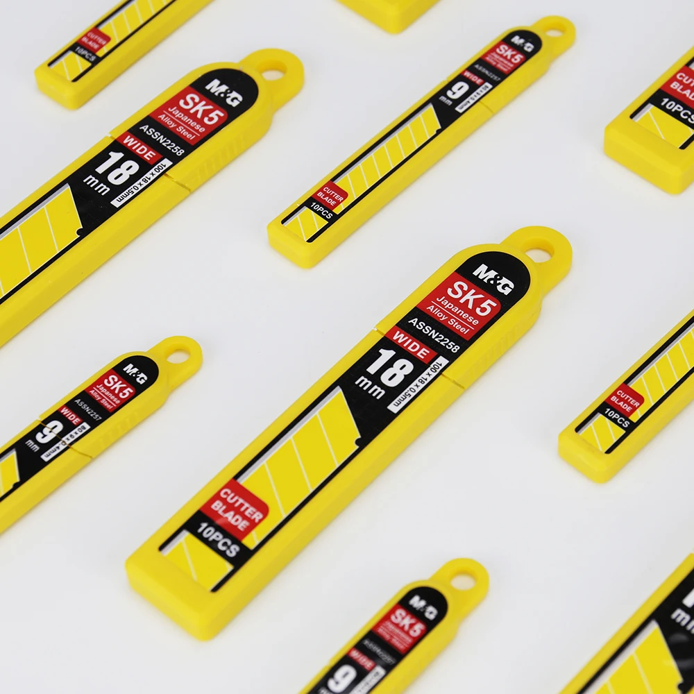 M & G Cutter Blades 9 mm 80*9*0.4mm with 13points 10pcs / box