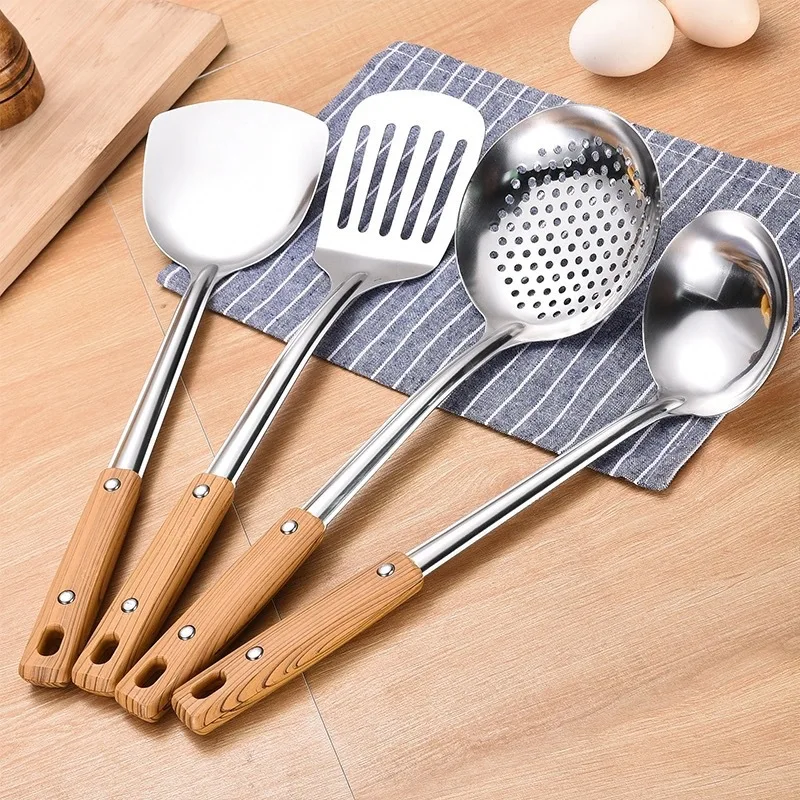 Best-selling restaurant stainless steel cooking tools wooden handle spatula