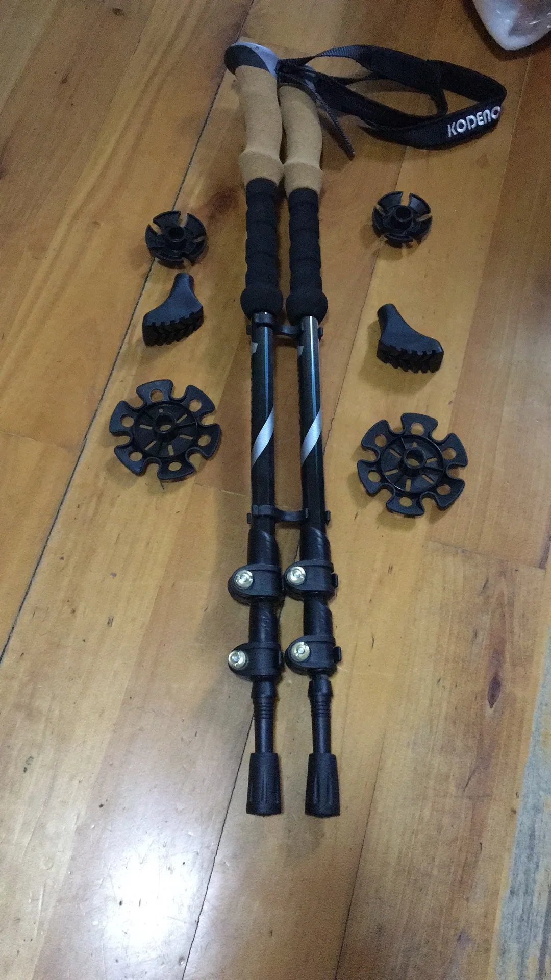 Trekking Poles, Collapsible, Shock-Absorbent, 100% Carbon Fiber Hiking Sticks with Natural Cork Grips,CZX-242 Trekking Stick