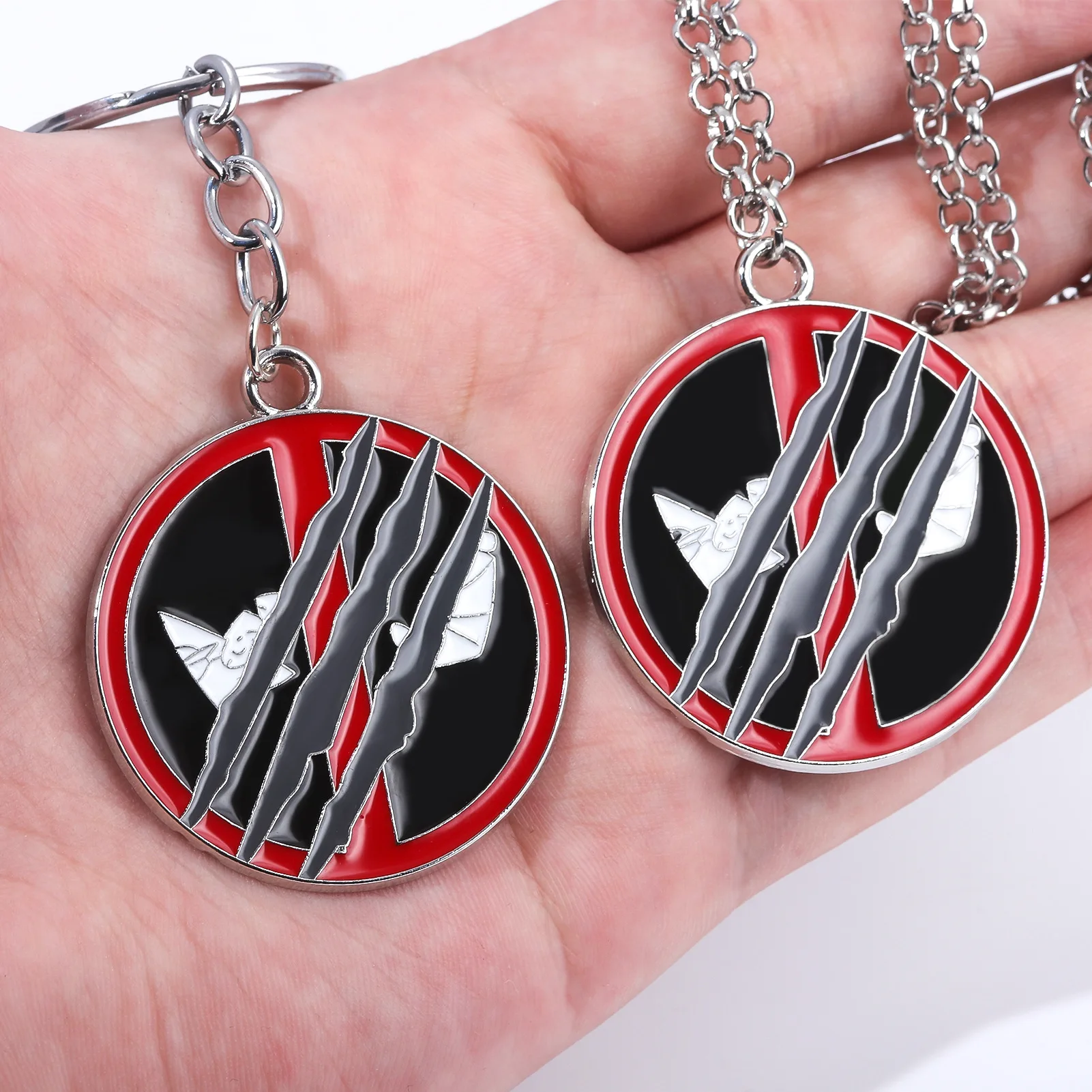 New Anime Deadpool Enamel Wolverine Necklace Best Friends Half Face Mask Metal Keychain For Men Women