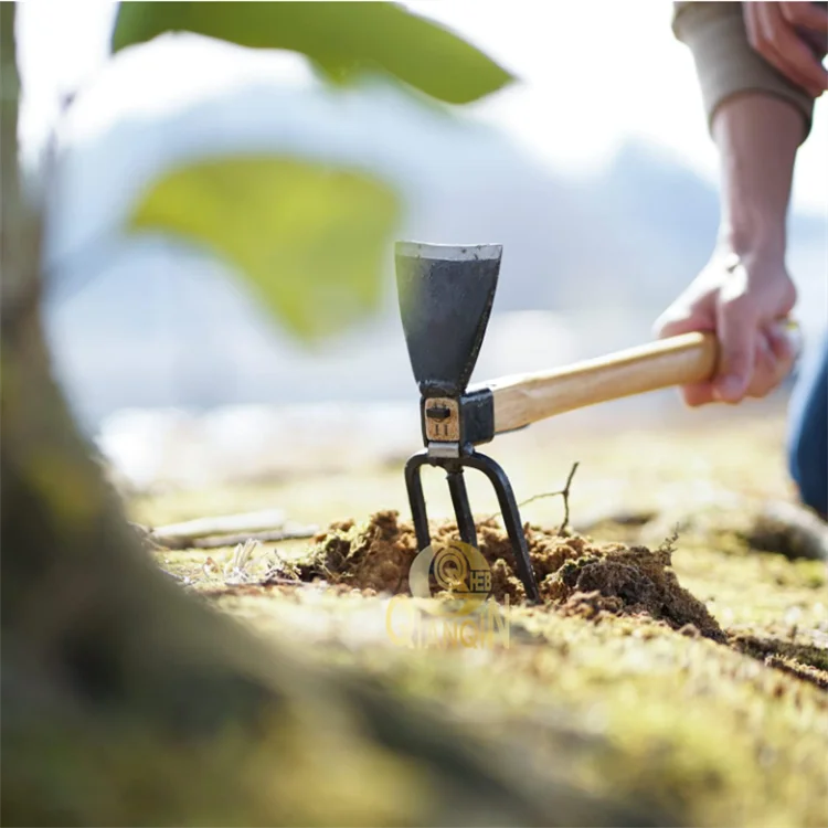 Customized Handle Length Garden Hoe Farming Weeding Tool With Wood Handle