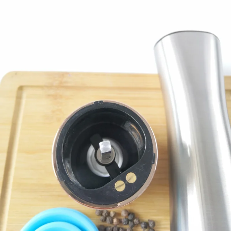 2024 New Arrival battery operated salt and pepper grinder automatic spice salt and pepper grinder set of 2