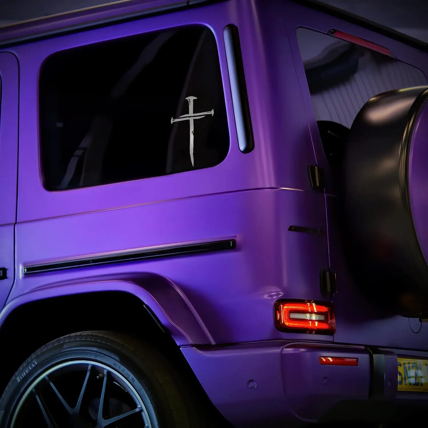 Car Stickers Jesus Cross Christian Auto Windshield Bumper Vinyl Decals For Tesla Mercedes Benz Ford Chevrolet Car Accessories