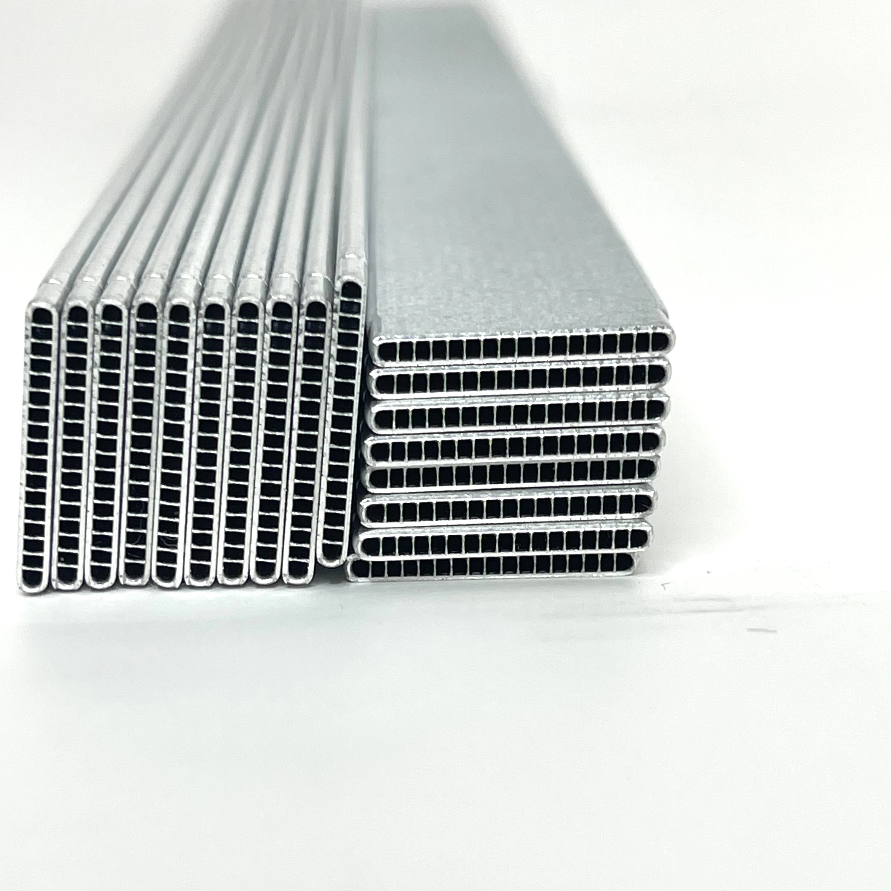 Aluminum Extruded Microchannel Flat Tubes for Aluminum Heat Exchangers