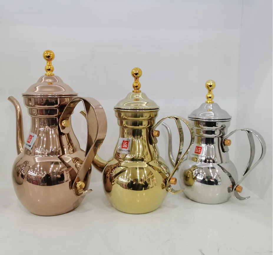 Чайник для холодного кофе с золотой чашкой из нержавеющей