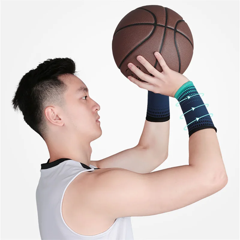  High Quality Custom Logo Adjustable Stripe Towel Polyester Running Basketball Wrist Brace