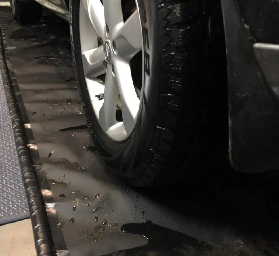 Heavy duty PVC garage containment mat floor carpet under car parking for ice rain oil snow mud washable