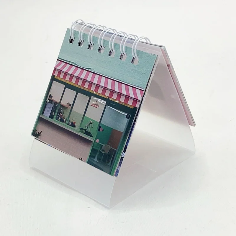 Custom pocket calendar a4 personalized photo calendars offset paper new table calendar for company gift ideas 2024