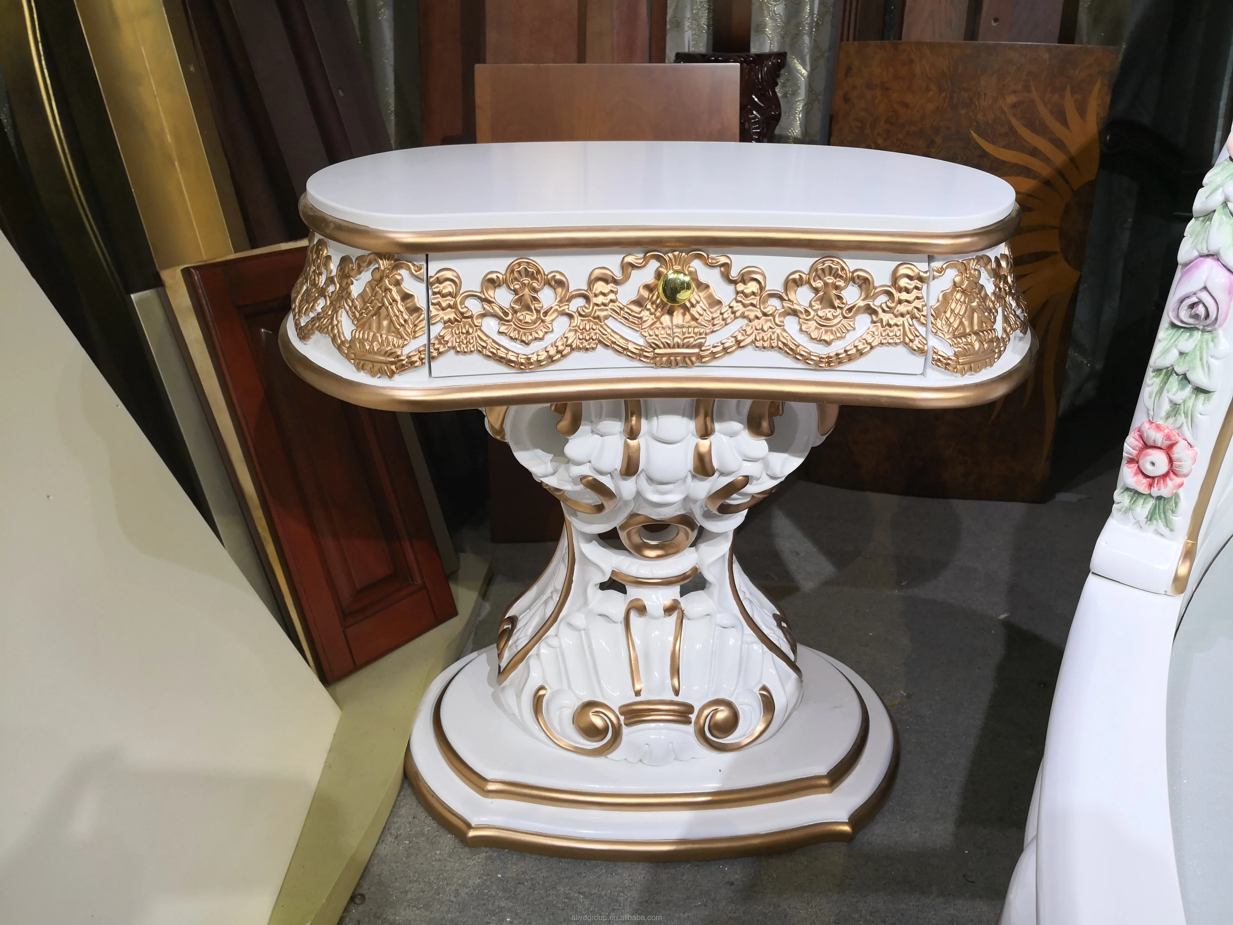  Высококачественная деревянная резная экзотическая круглая кровать цены AS2201