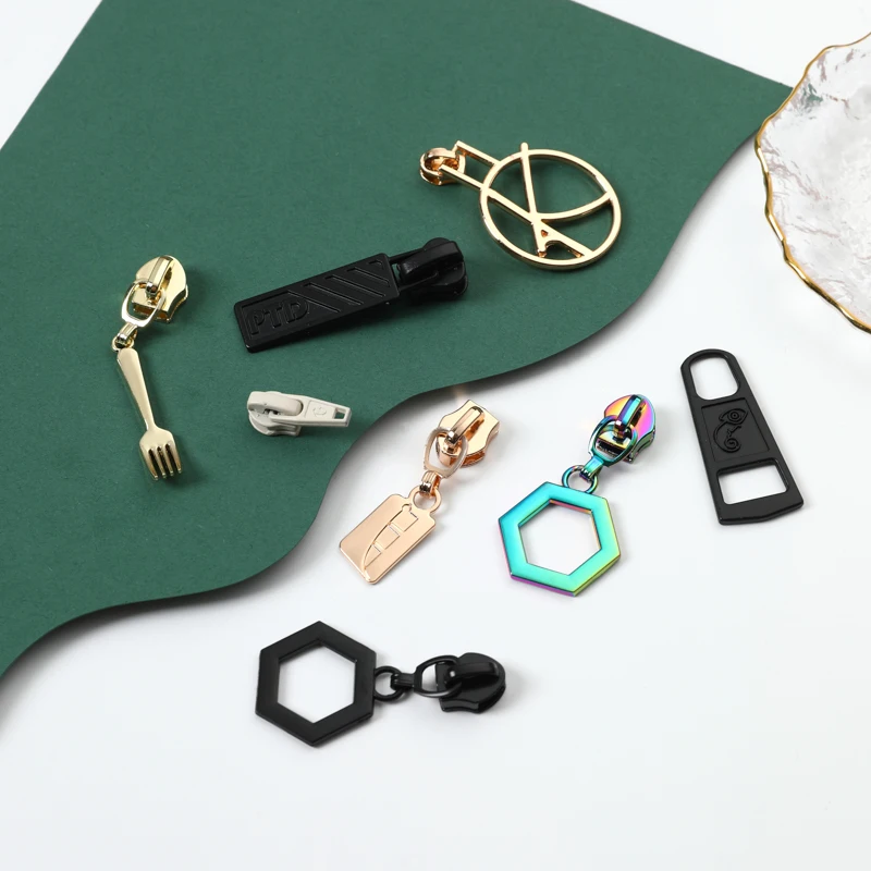 Custom Made Logo Bag Metal Zipper Slider Zip Puller Zipper Head Zipper Pull For Handbag