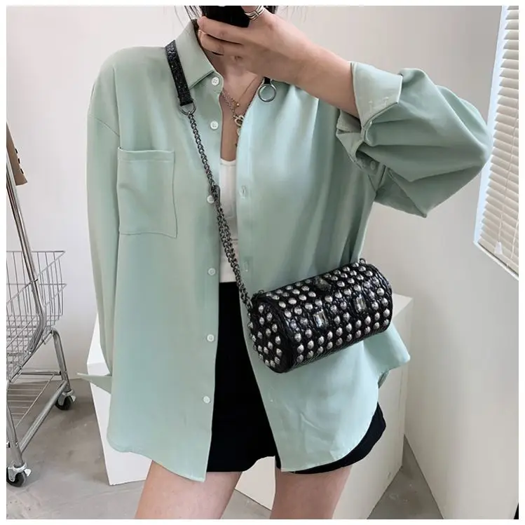 2022 Hot Sell rivets purses girls luxury messenger hand bags lady fashion Bucket handbags purses for woman