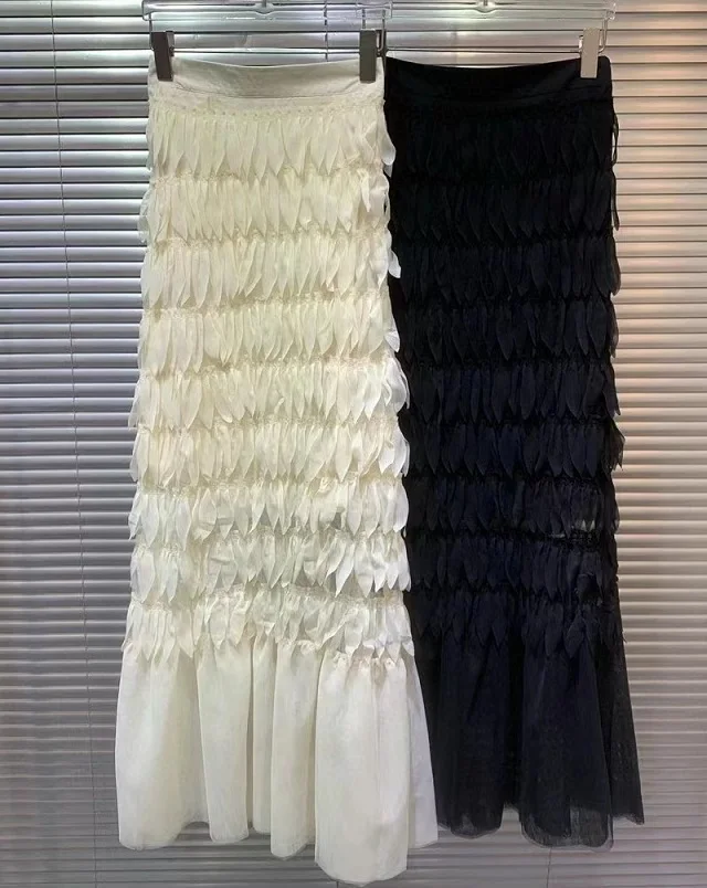 New 2023 Autumn Long Skirts High Quality Ladies Allover Flower Deco Casual Long Beige Black Elegant Long Party Skirts Clothes