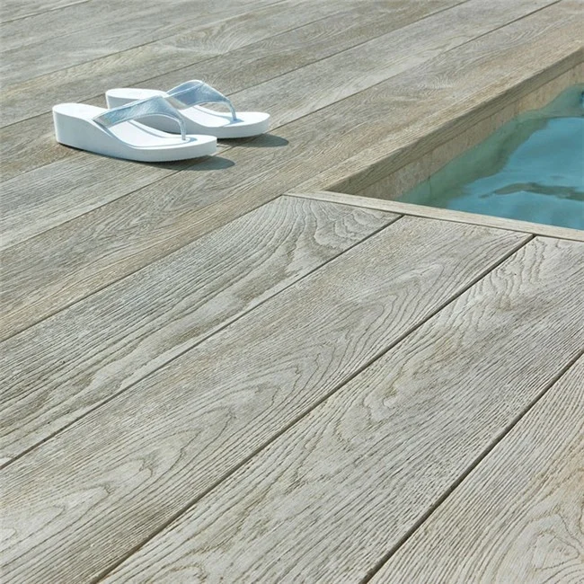 Black Plastic Composite Deck Board/ Wooden Flooring/Timber Interlocking Decking