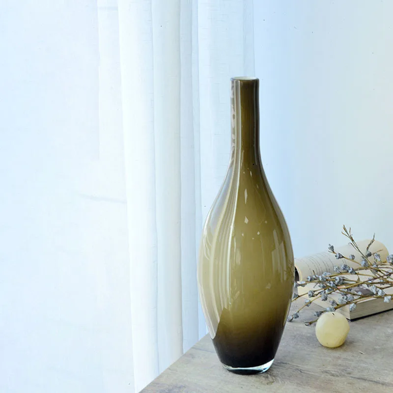 Luxury Handmade Blown Glass Crystal Vases for Corporate Events and Home Settings