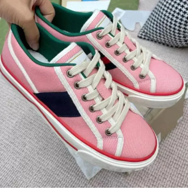 2022 Top quality Tennis 1977 Designer shoes Luxury women and men Wholesale with stripe Sneakers