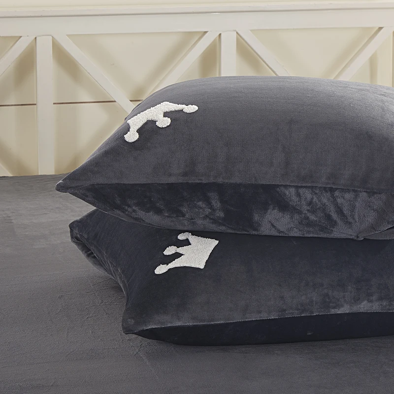 Baby Coral Velvet Four Piece Winter Flannel Bedsheet set Towel Embroidered Quilt Cover Sheets Thicken Warm Dark Gray