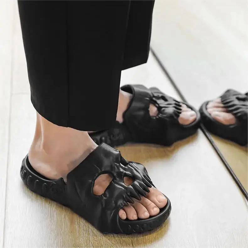 Wholesale Footwear Casual Sports Slides Couple Flip Flops Flat Women Shoes skull Slippers For Women Men Summer