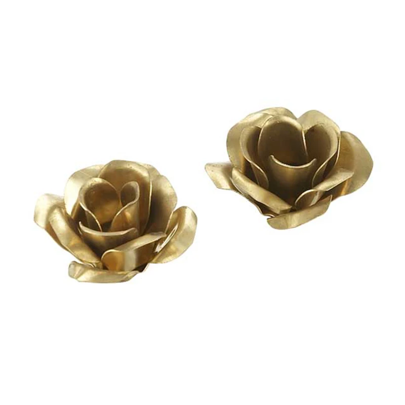 Пользовательские Литые медные маленькие украшения медные литые рельефы