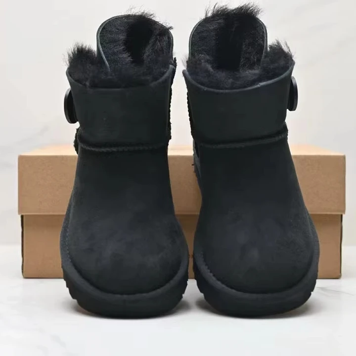Direct sales of high quality Uggs at the lowest price