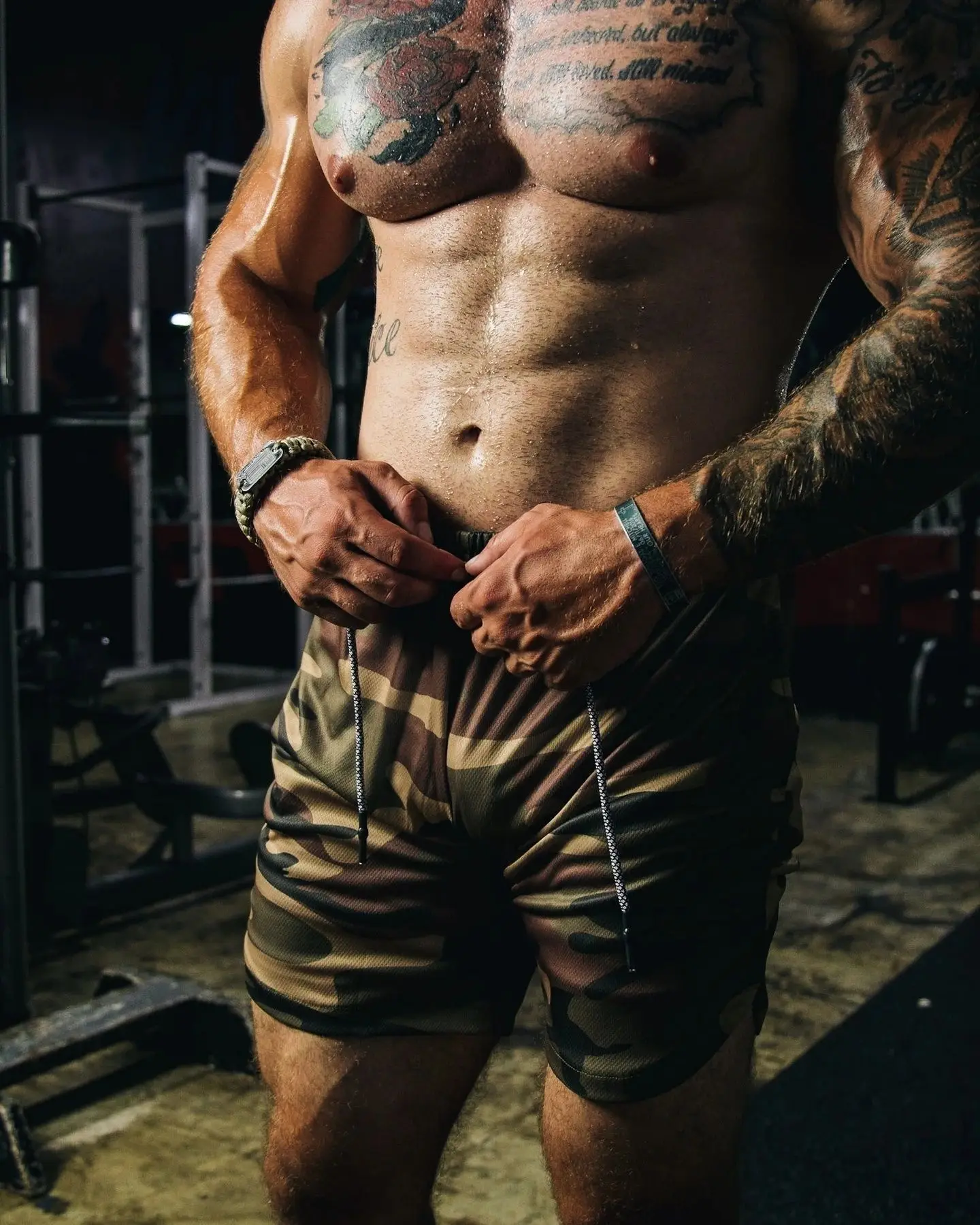Summer wholesale fitness shorts Casual running stretch sports shorts for men