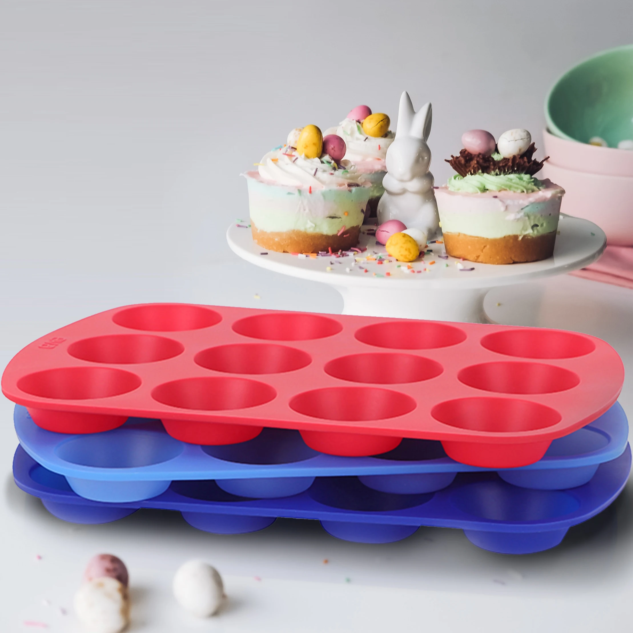 Custom manufacturer 12 Cavity Muffin Cake Mold reusable cupcake Tray Non Stick 12 Cups Silicone Muffin Pan Cupcake Pan