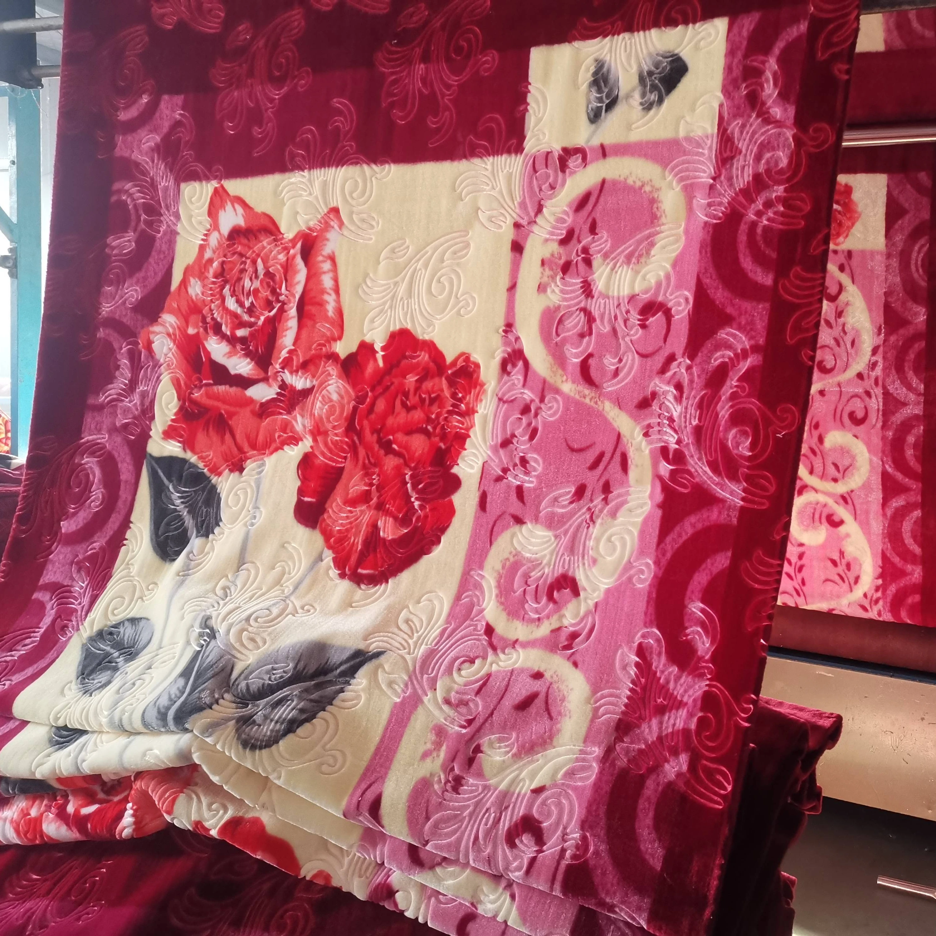 Низкая цена, Высококачественная сетчатая трикотажная ткань raschel для фабрики