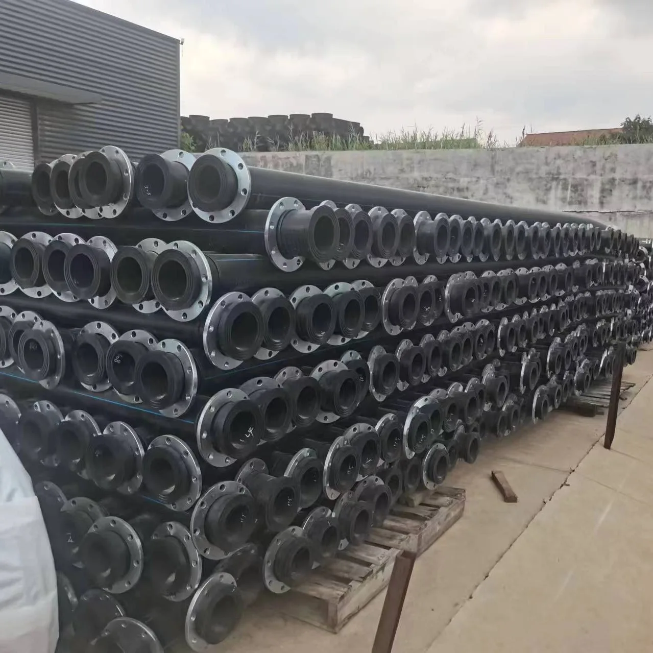 6inch horse engineering plastic pipe flanged uhmwpe mine pipe floating suction buoy for 6 inch hdpe dredging pipe