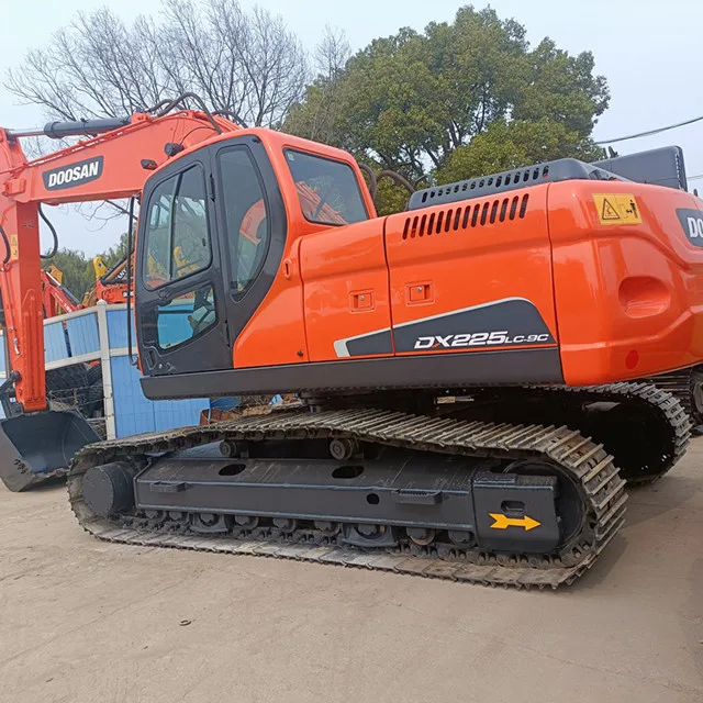 Used Doosan DH225LC-9/150LC-7/ 200LC-7 /220LC-7/ 225LC-7/ 225LC-9/ 300LC-7 in shanghai stock