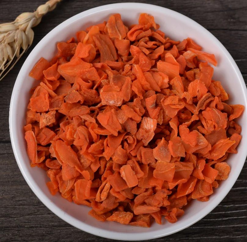 Organic Dehydrated carrot 10x10x2mm dried vegetable carrot flakes no sugar