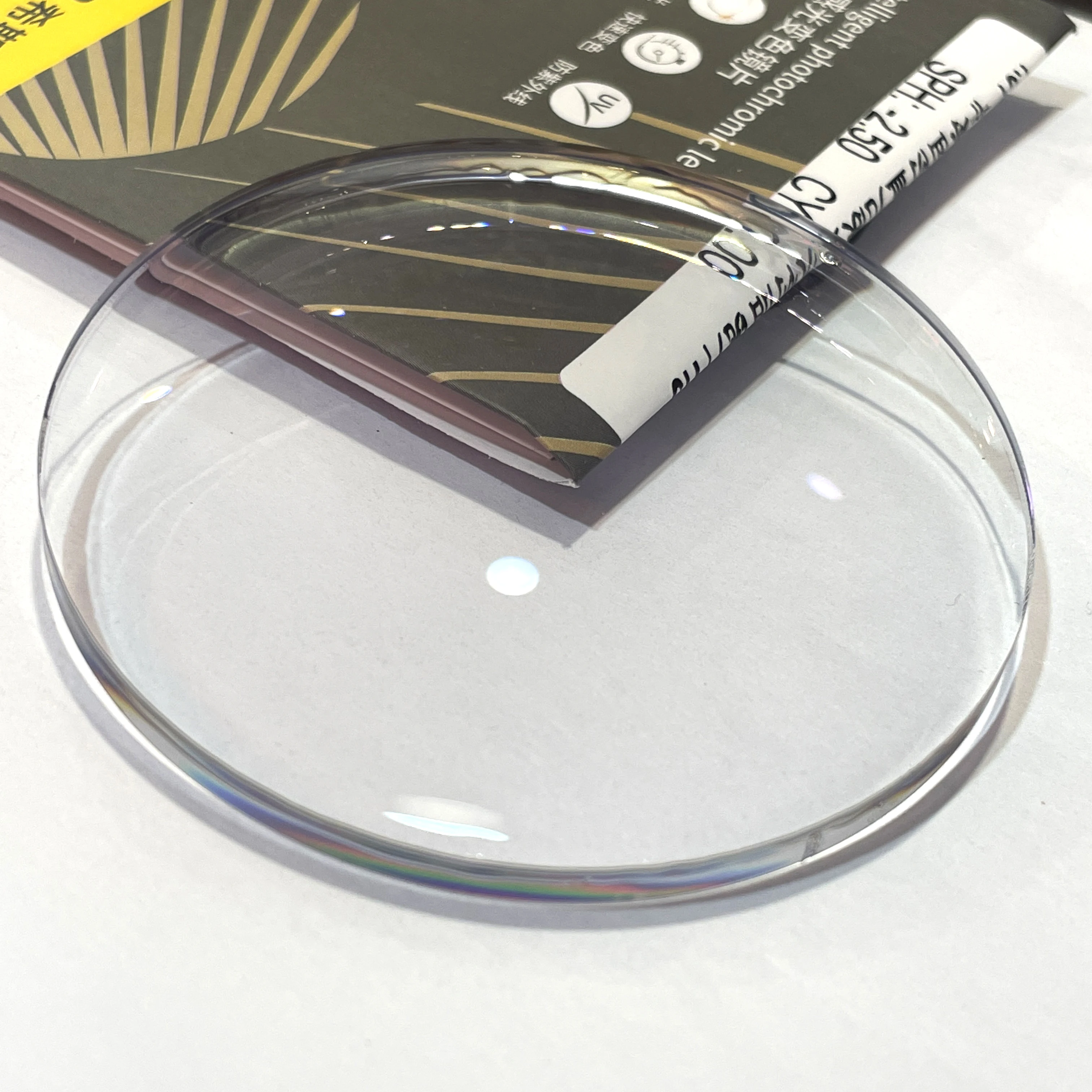 China Top Quality 1.56 Optical Lens Manufacturer Photochromic Grey Blue Block Optical Lens