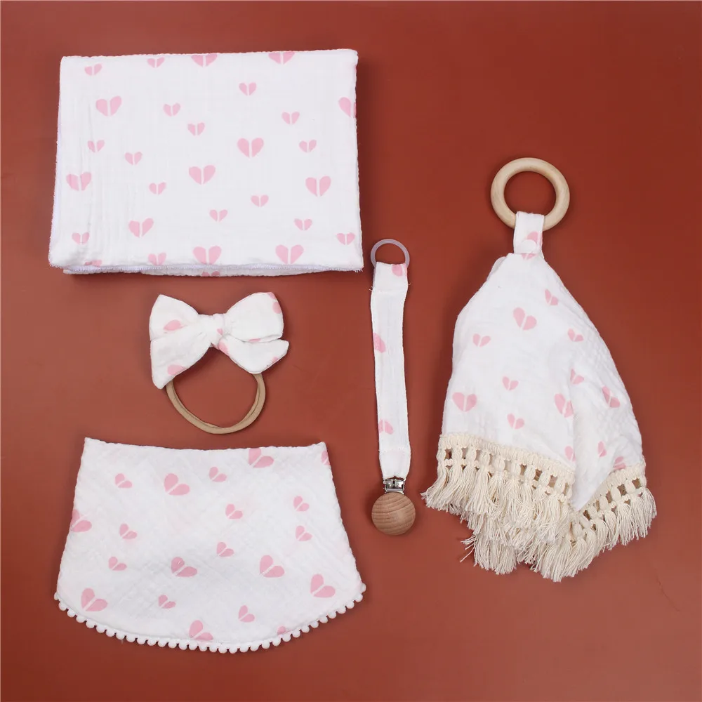 New born gift set Cartoon Cotton comforting Blanket baby teethe Wooden Growth Memorial Baby Milestones Cards Birth Gift Products