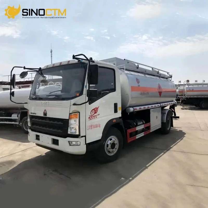 Howo 4x2 Rhd 15000L топливный бак для заправки масляного бака грузовик продажи