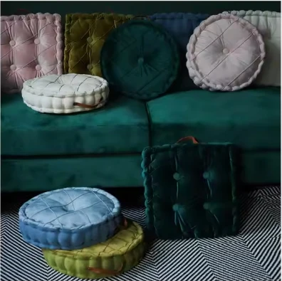 Бархатная подушка для сидения