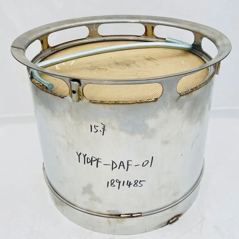 Truck Engine Assembly  of Diesel Particulate Filter DPF Universal Catalyst Catalytic Converter DOC SCR DPF