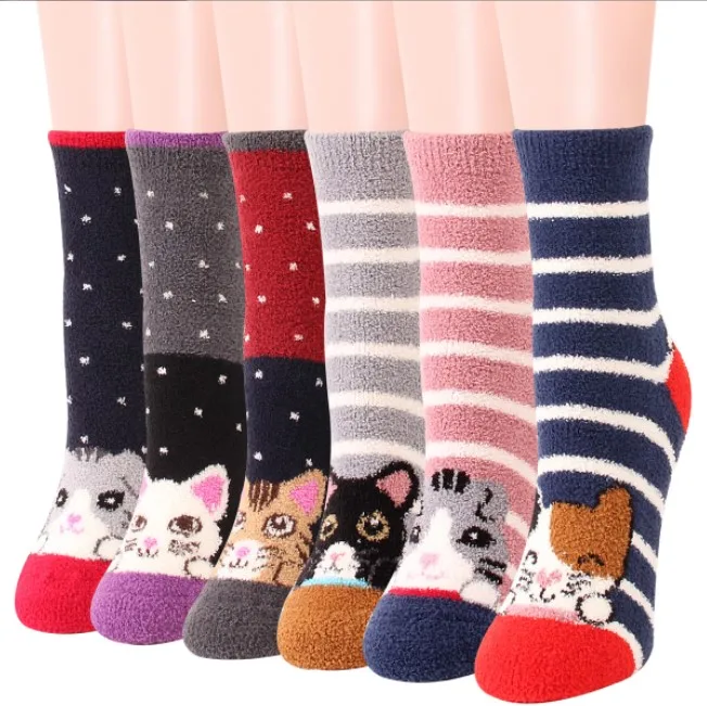 Fashion soft and comfortable warm Winter new cartoon cat sleeper thick fuzzy socks