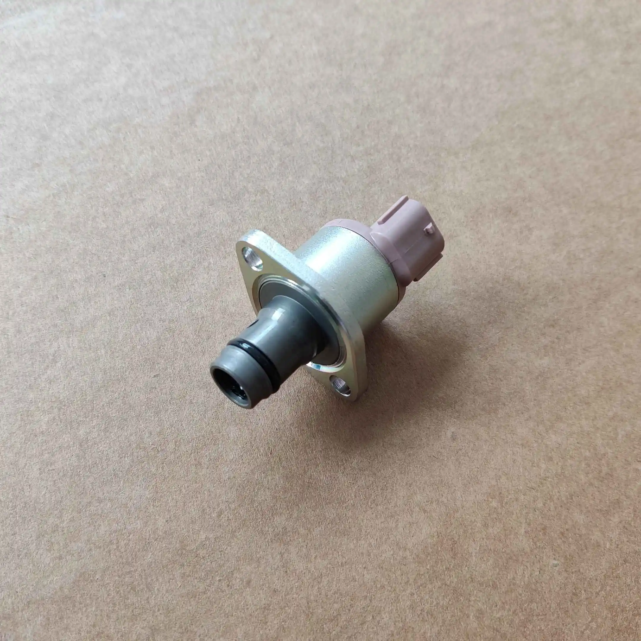 Auto Parts Fuel Pressure Regulator Sensor 1920QK 9665523380 6C1Q-9358-AA 6C1Q-9358-AB 55582723 819143 819173