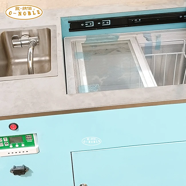 Solar-powered Pickpocket Bike Multi-functional three-wheeled bike with a flat baking pan refrigerator