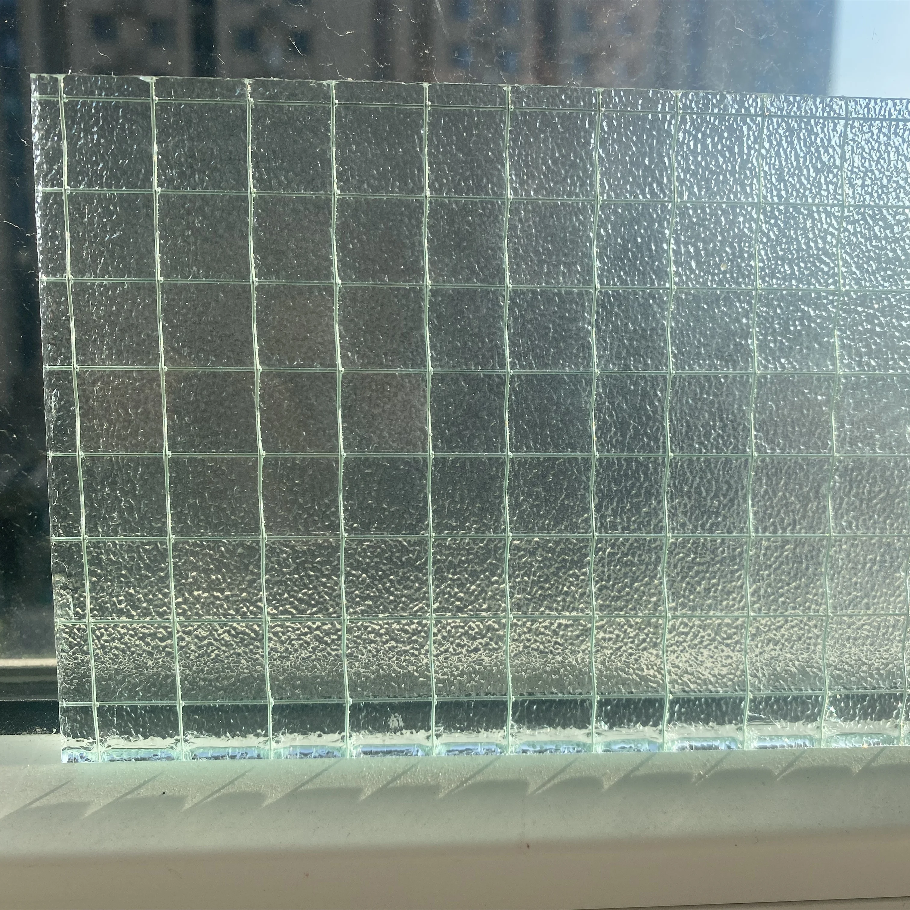 Safety Fireproof wire mesh laminated glass with metal insert 120 minutes fire resistant glass