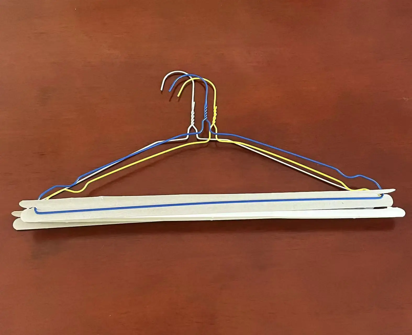 Dry Cleaner Disposable Pants Strip Rack Non-Slip Guard for Pants & Skirts Dry Cleaner Pants Clip Board