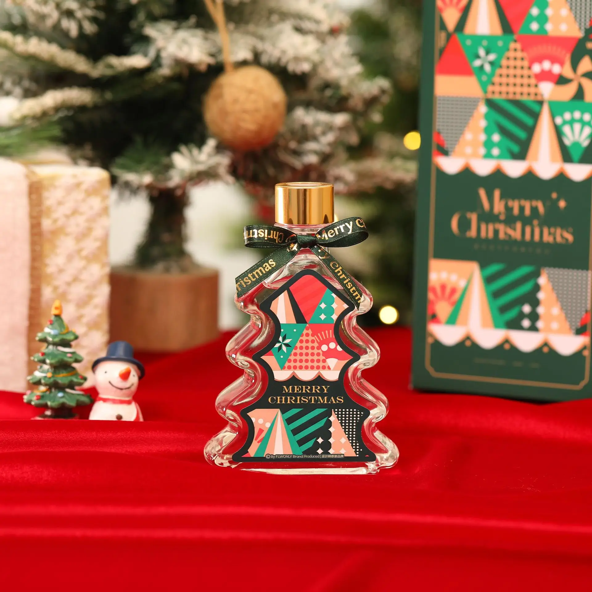 200Ml Aromatherapy Essential Oil + Diffuser Stick Fireless Christmas Tree Gift Set Box Reed Diffuser Home Fragrance Air Fresher